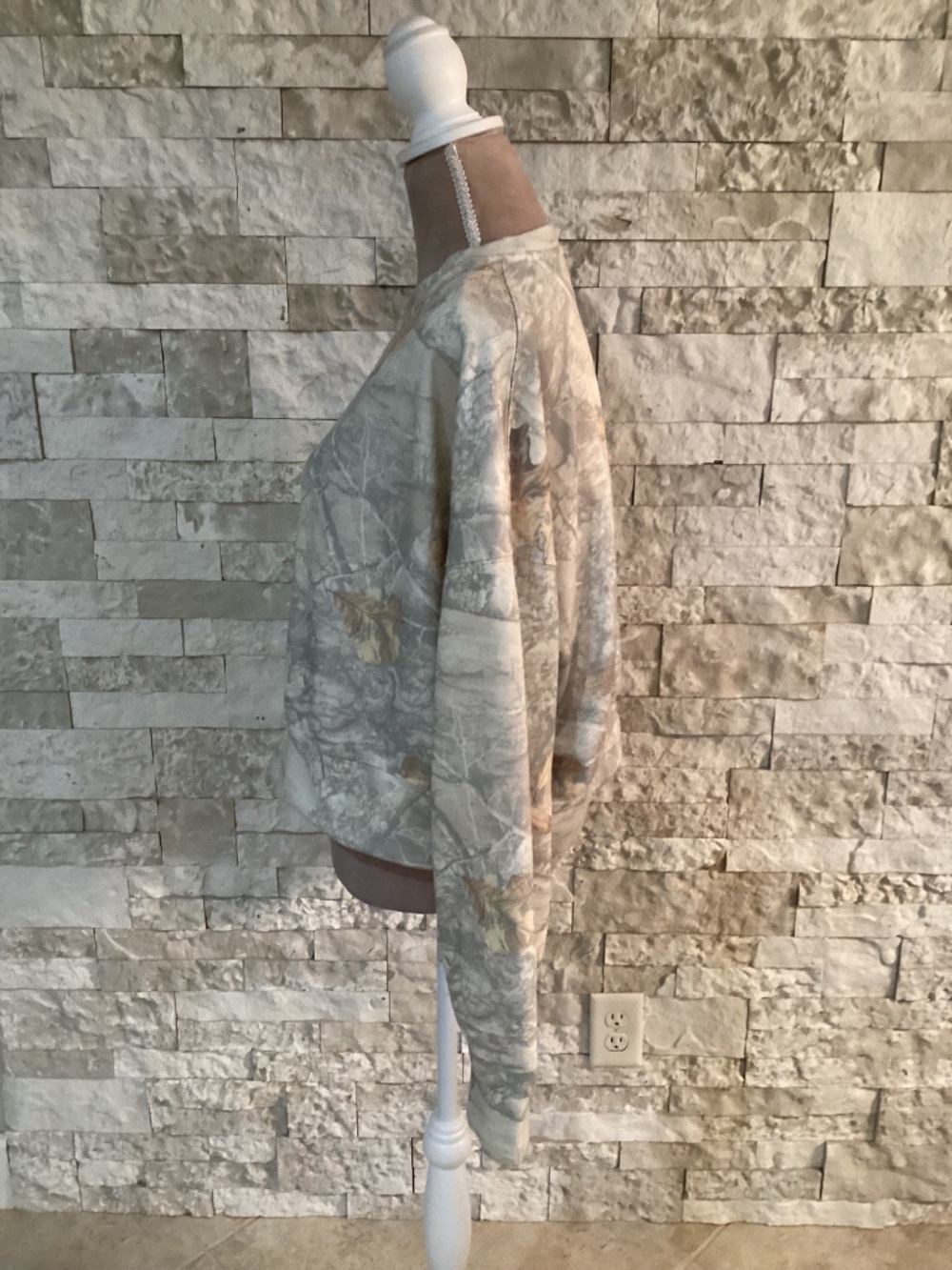 Bourbon and Belles Woodland Leaf Camo Lounge Set Matching Sweatsuit Size L - Picture 4 of 10